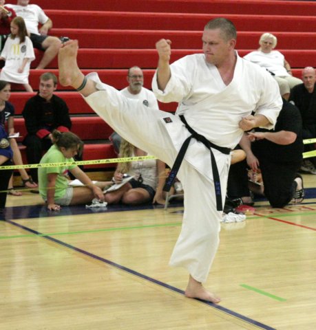 tmauopenblackbeltkicker.jpg